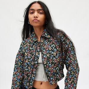 Floral Bomber cropped jacket Kimchi Blue Evelyn, boho chic preppy
